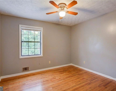 1357 Monfort Road - Photo Thumbnail 7
