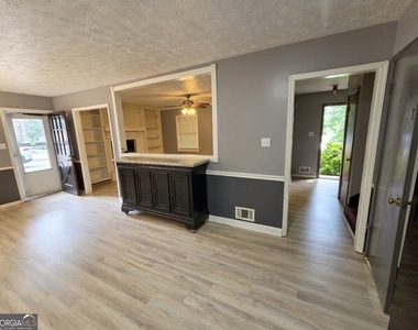 1357 Monfort Road - Photo Thumbnail 2