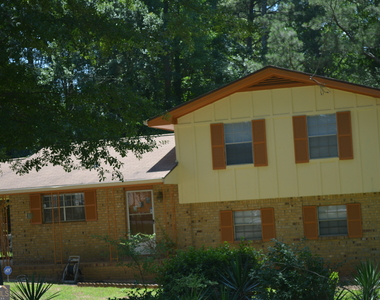 354 Roy Huie Road - Photo Thumbnail 3
