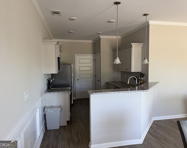 325 Melody Lane - Photo Thumbnail 8