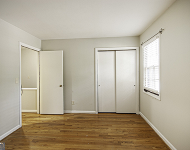 3099 Colonial Way - Photo Thumbnail 15