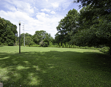 3099 Colonial Way - Photo Thumbnail 16