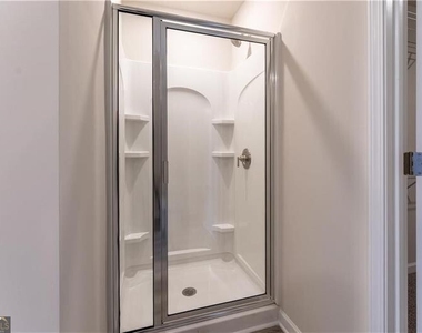 4129 Oakwood Terrace Court - Photo Thumbnail 24