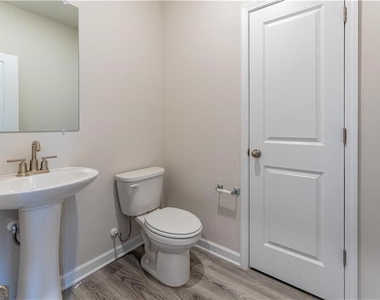 4129 Oakwood Terrace Court - Photo Thumbnail 5