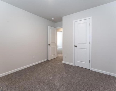 4129 Oakwood Terrace Court - Photo Thumbnail 27