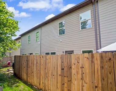 195 Skipjack Court - Photo Thumbnail 27