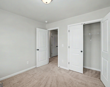 195 Skipjack Court - Photo Thumbnail 24