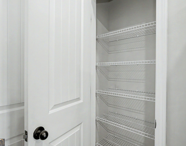 195 Skipjack Court - Photo Thumbnail 12