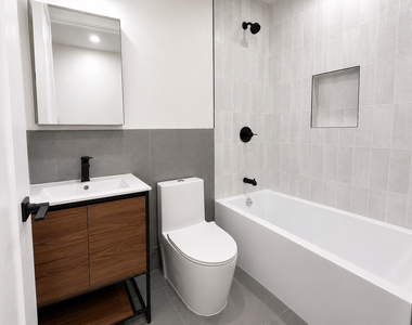 2324 bedford - Photo Thumbnail 6