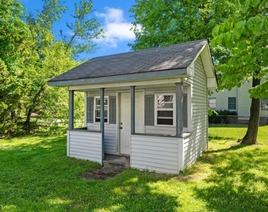 32 Montville Ave - Photo Thumbnail 23