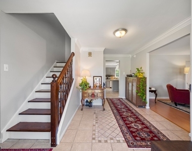 32 Montville Ave - Photo Thumbnail 3