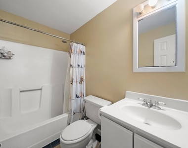 32 Montville Ave - Photo Thumbnail 19