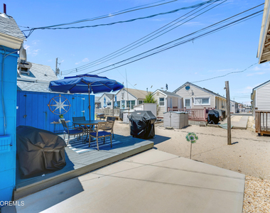 28 11th Lane - Photo Thumbnail 21