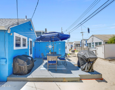 28 11th Lane - Photo Thumbnail 22