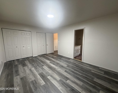 336 Sawmill Road - Photo Thumbnail 4