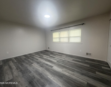 336 Sawmill Road - Photo Thumbnail 3