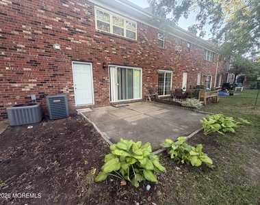 336 Sawmill Road - Photo Thumbnail 15