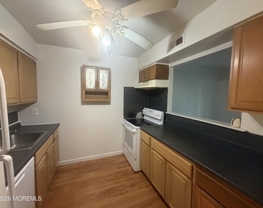 336 Sawmill Road - Photo Thumbnail 11