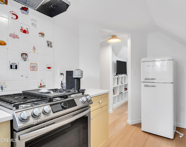 611 3rd Avenue - Photo Thumbnail 24