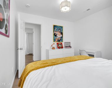 611 3rd Avenue - Photo Thumbnail 3