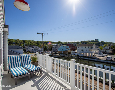 31 Washington Avenue - Photo Thumbnail 20