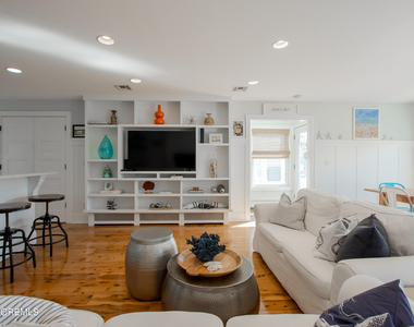 31 Washington Avenue - Photo Thumbnail 11