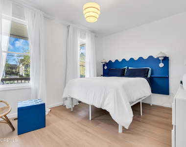 611 3rd Avenue - Photo Thumbnail 1