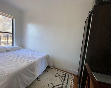370 South 5th Street - Photo Thumbnail 4