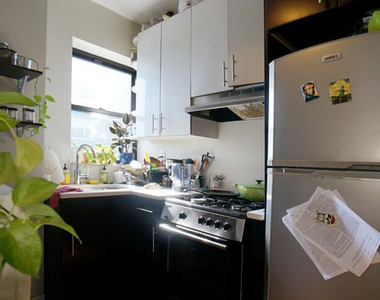 370 South 5th Street - Photo Thumbnail 2