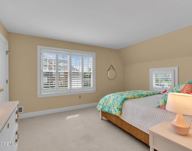 100 Chicago Boulevard - Photo Thumbnail 44