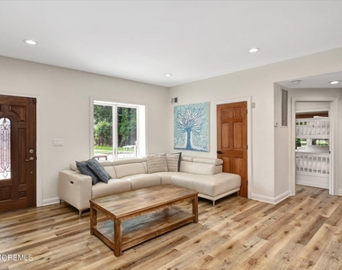 65 Phalanx Road - Photo Thumbnail 4