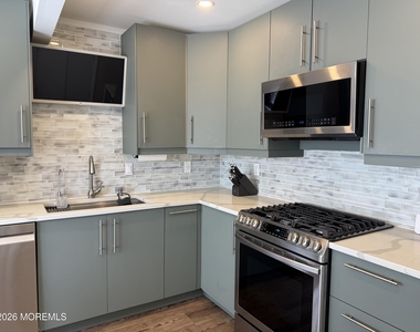 15 Beachway Avenue - Photo Thumbnail 11