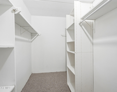 448 Ocean Avenue - Photo Thumbnail 16