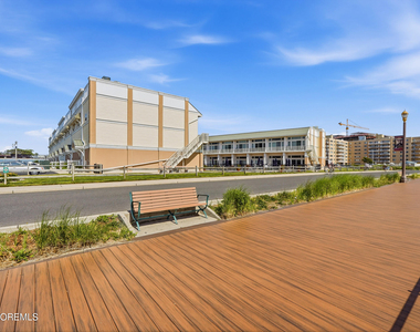 448 Ocean Avenue - Photo Thumbnail 18