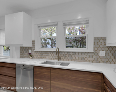 309 Cedar Avenue - Photo Thumbnail 7