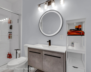 309 Cedar Avenue - Photo Thumbnail 12