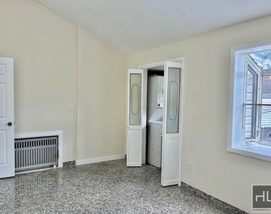 158 Avenue - Photo Thumbnail 7
