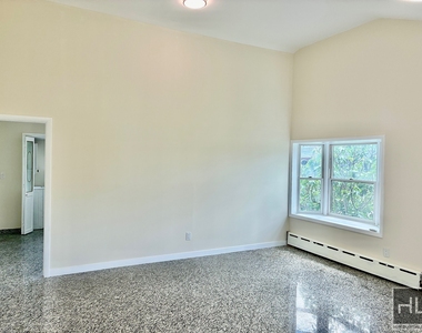158 Avenue - Photo Thumbnail 10