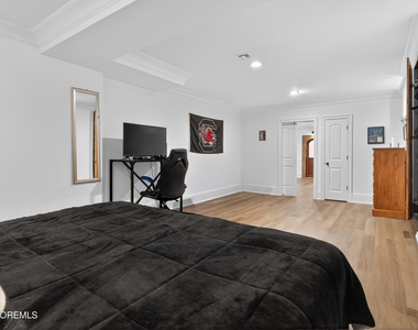 29 Lafayette Street - Photo Thumbnail 37