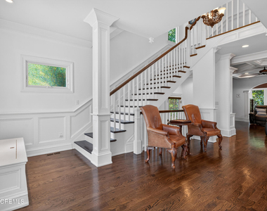 29 Lafayette Street - Photo Thumbnail 8