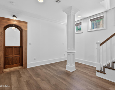 29 Lafayette Street - Photo Thumbnail 32