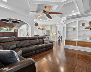29 Lafayette Street - Photo Thumbnail 17