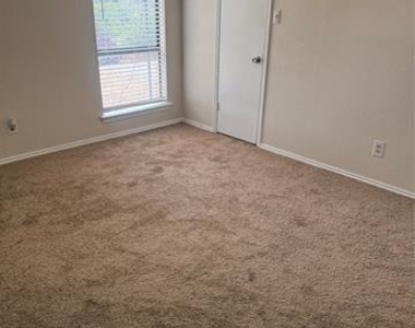 6316 Woodmont Court - Photo Thumbnail 14