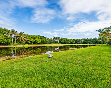 2185 Salerno Circle - Photo Thumbnail 23