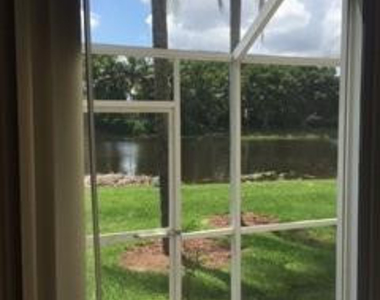 2185 Salerno Circle - Photo Thumbnail 20