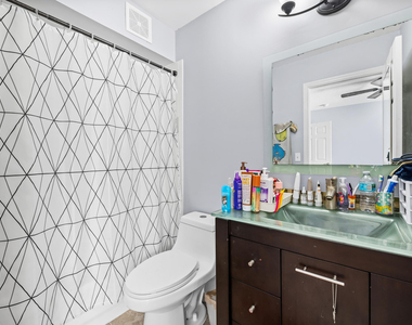 2185 Salerno Circle - Photo Thumbnail 19
