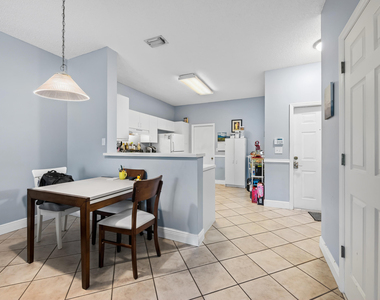 2185 Salerno Circle - Photo Thumbnail 8