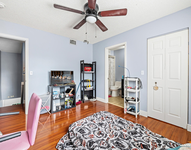 2185 Salerno Circle - Photo Thumbnail 18