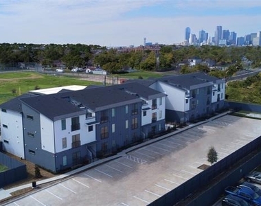3235 Dallas Street - Photo Thumbnail 14