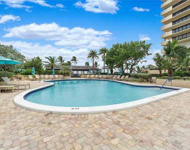 5100 N Ocean Boulevard - Photo Thumbnail 3